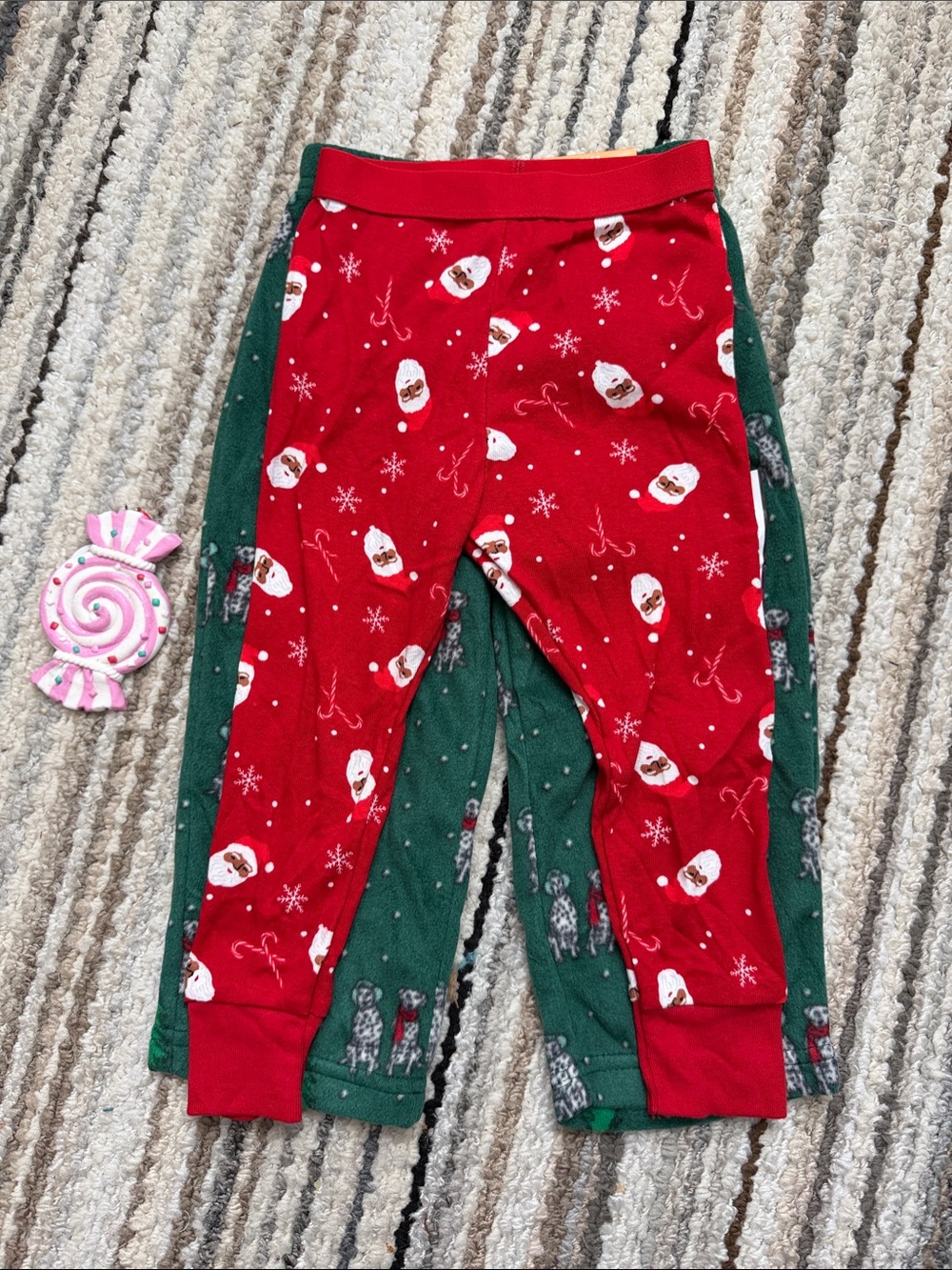 Wondershop Red & Green Santa Print Kids Pajama Bottoms
